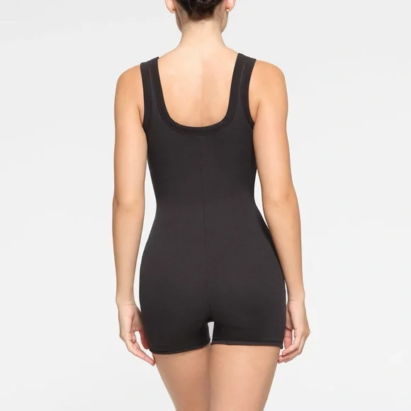 Skims Onesie - Picture 2 of 3